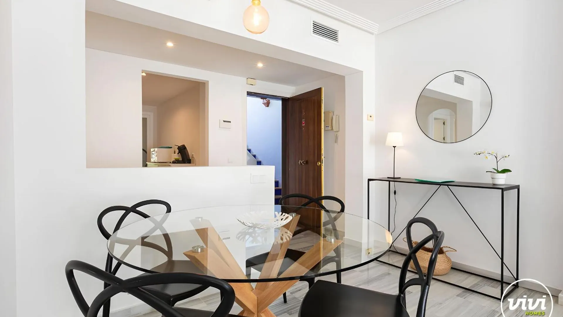 Vivi Homes - El Lago Marbella Apartamento